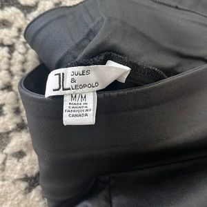 Fake leather leggings